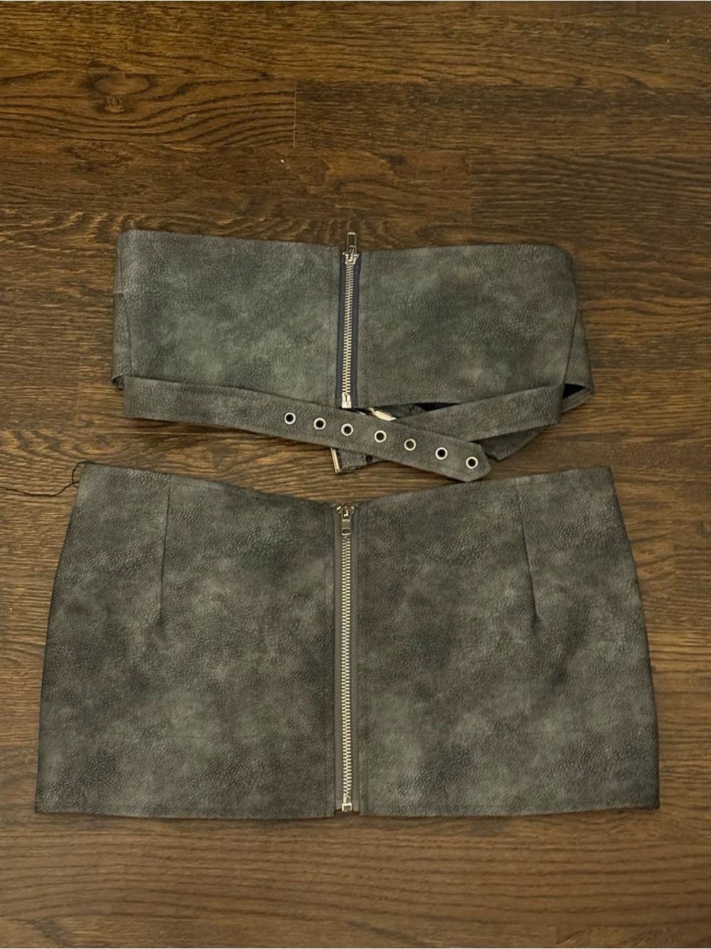 Kollyy Grey Cross Tube Top & Mini Skirt Set (S/XS) - Picture 3 of 3